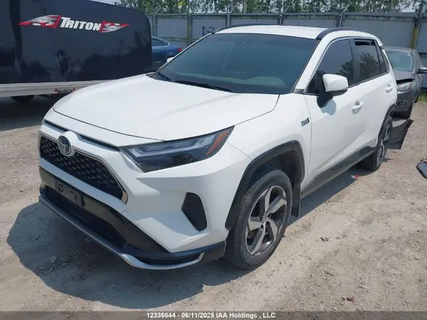 JTMGB3FV0ND102718 2022 TOYOTA RAV 4 - Image 2