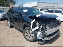 JTMH1RFV4KD037958 2019 TOYOTA RAV 4