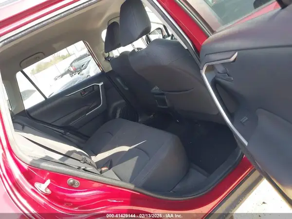 JTMH1RFV4KJ010972 2019 TOYOTA RAV 4 - Image 8