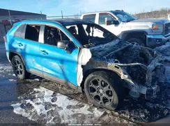 JTMH1RFV6MD069670 2021 TOYOTA RAV 4