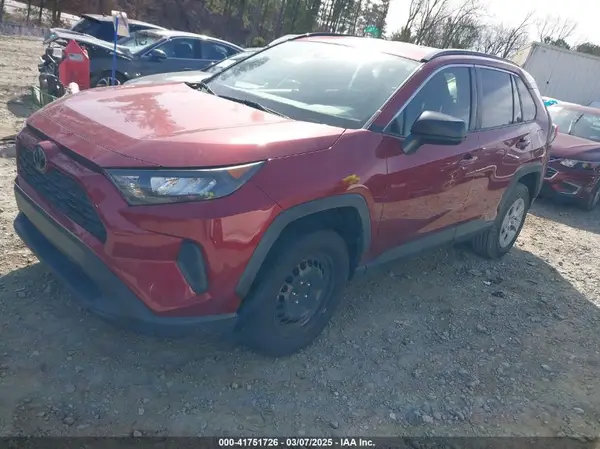 JTMH1RFV7KJ006401 2019 TOYOTA RAV 4 - Image 2