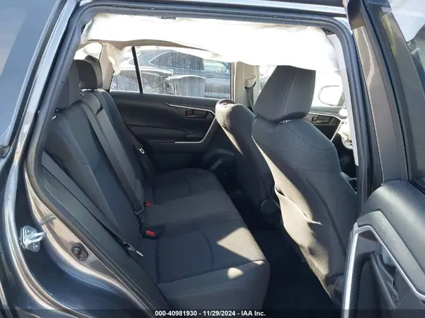 JTMH1RFV8KD006857 2019 TOYOTA RAV 4 - Image 8