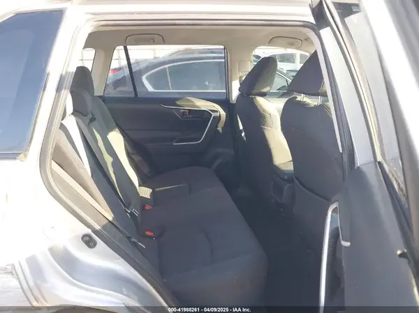 JTMH1RFV8KD506999 2019 TOYOTA RAV 4 - Image 8