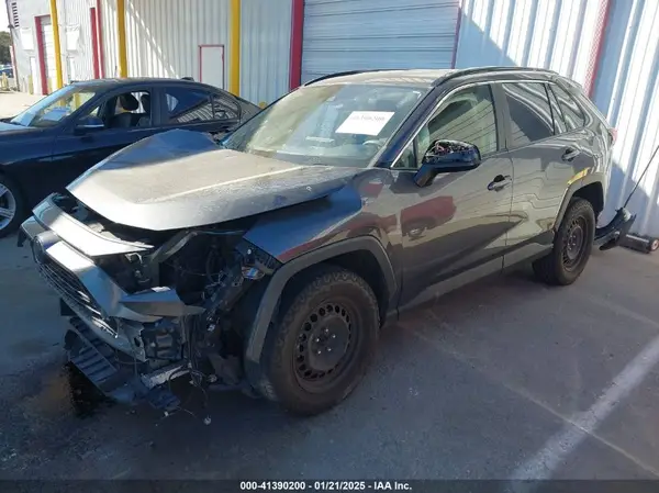 JTMH1RFV9KJ006495 2019 TOYOTA RAV 4 - Image 2