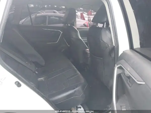 JTMH1RFVXLD054071 2020 TOYOTA RAV 4 - Image 8