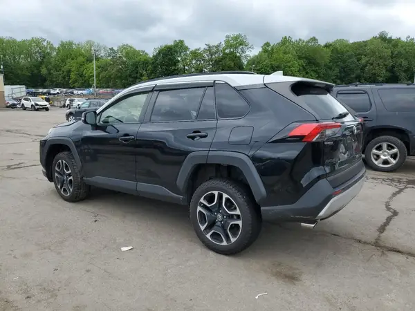 JTMJ1RFV3KJ003528 2019 TOYOTA RAV 4 - Image 2