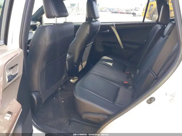 JTMJFREV1GD197209 2016 TOYOTA RAV 4 - Image 8