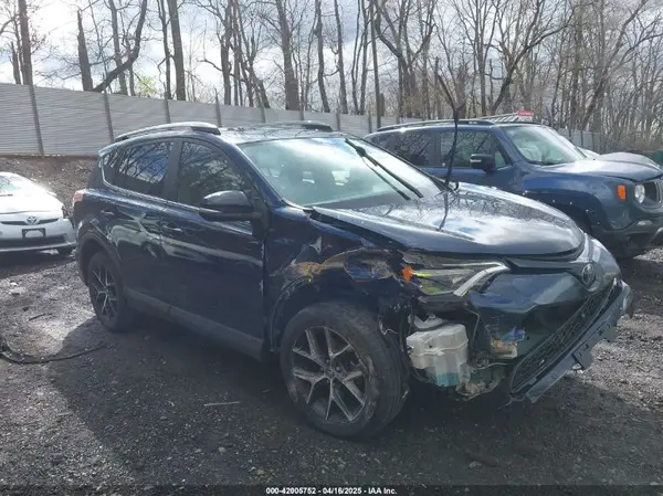 JTMJFREV1HJ707433 2017 TOYOTA RAV 4 - Image 1