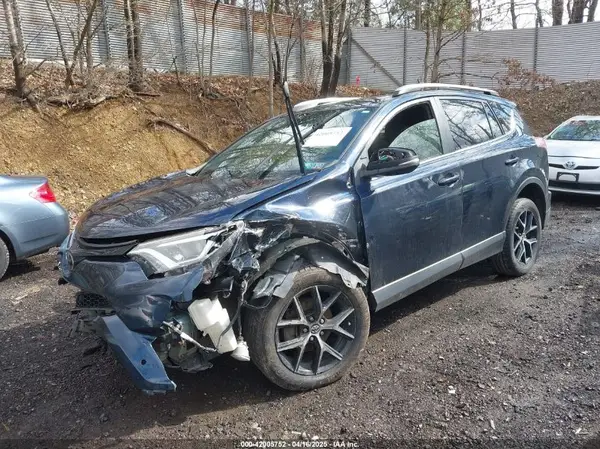 JTMJFREV1HJ707433 2017 TOYOTA RAV 4 - Image 2