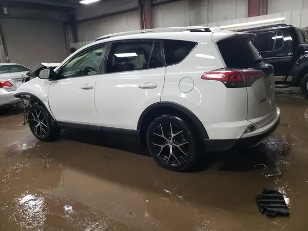 JTMJFREV2GJ055470 2016 TOYOTA RAV 4 - Image 2