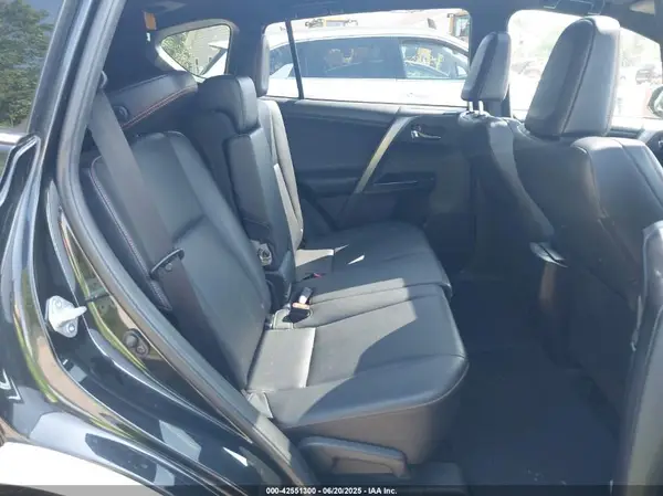 JTMJFREV2GJ089599 2016 TOYOTA RAV 4 - Image 8