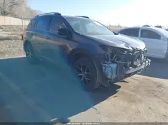 JTMJFREV2JJ258639 2018 TOYOTA RAV 4