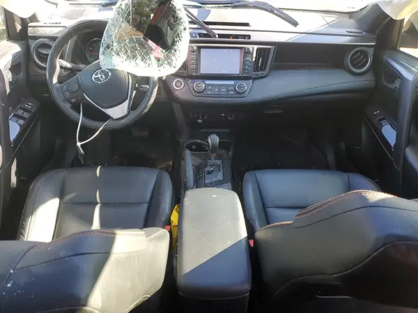 JTMJFREV5JD229828 2018 TOYOTA RAV 4 - Image 8