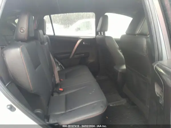 JTMJFREV5JD231689 2018 TOYOTA RAV 4 - Image 8
