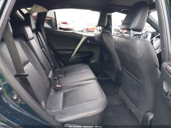 JTMJFREV6JJ190409 2018 TOYOTA RAV 4 - Image 8