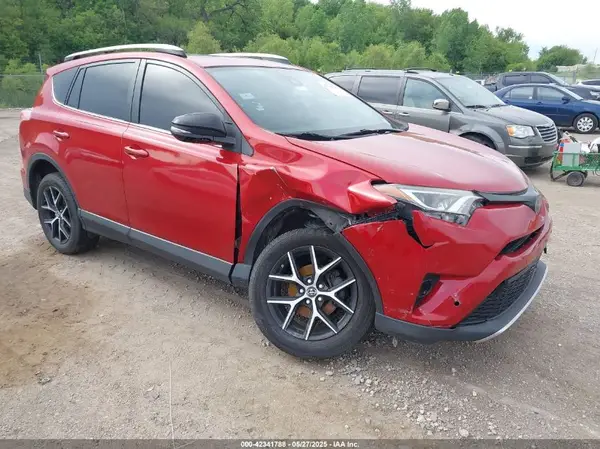 JTMJFREV7GJ082132 2016 TOYOTA RAV 4 - Image 1