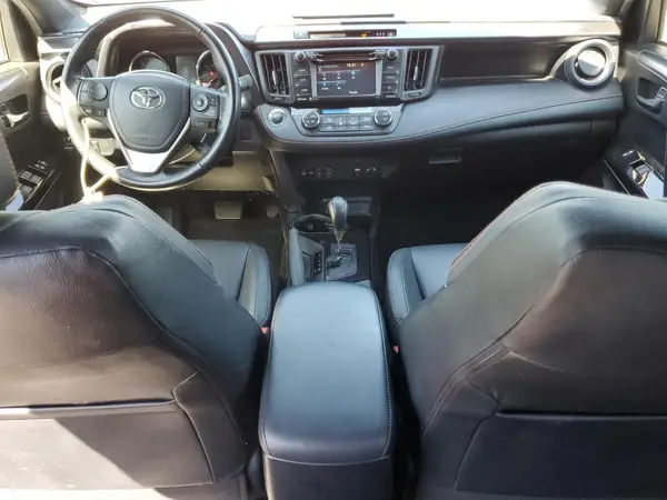 JTMJFREV7HD220350 2017 TOYOTA RAV 4 - Image 8