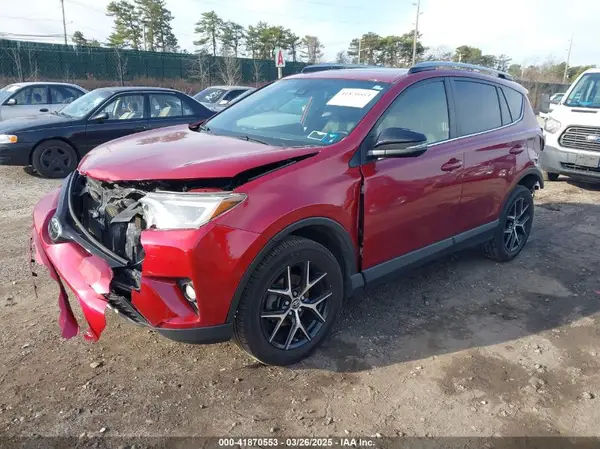 JTMJFREV7JD237235 2018 TOYOTA RAV 4 - Image 2