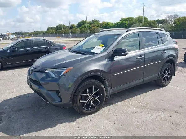 JTMJFREV7JD244881 2018 TOYOTA RAV 4 - Image 2