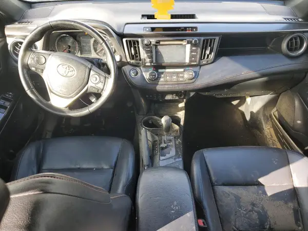 JTMJFREV7JJ730981 2018 TOYOTA RAV 4 - Image 8