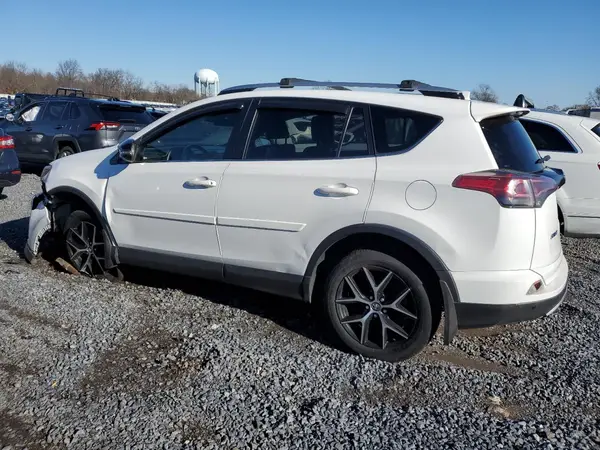 JTMJFREV9GD192484 2016 TOYOTA RAV 4 - Image 2