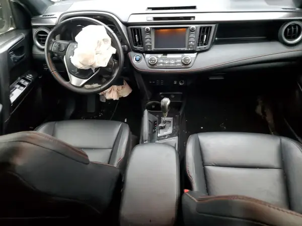 JTMJFREVXGD185107 2016 TOYOTA RAV 4 - Image 8