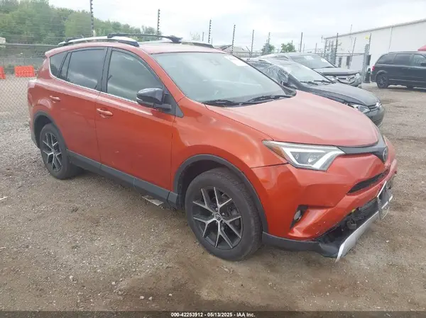 JTMJFREVXGJ057662 2016 TOYOTA RAV 4 - Image 1