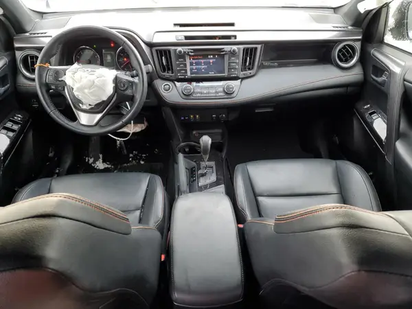 JTMJFREVXGJ081315 2016 TOYOTA RAV 4 - Image 8