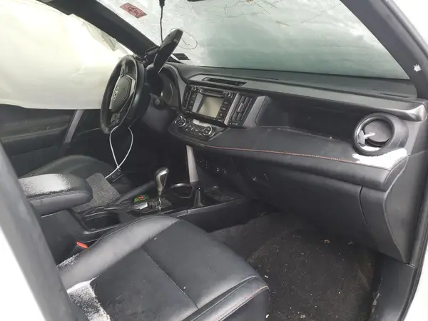 JTMJFREVXJJ229423 2018 TOYOTA RAV 4 - Image 8