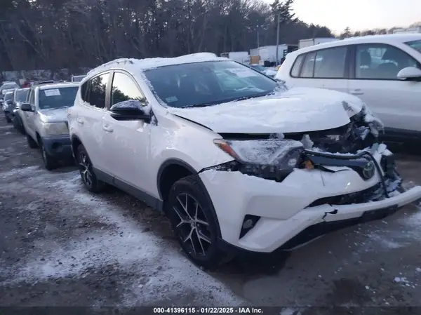 JTMJFREVXJJ240468 2018 TOYOTA RAV 4 - Image 1