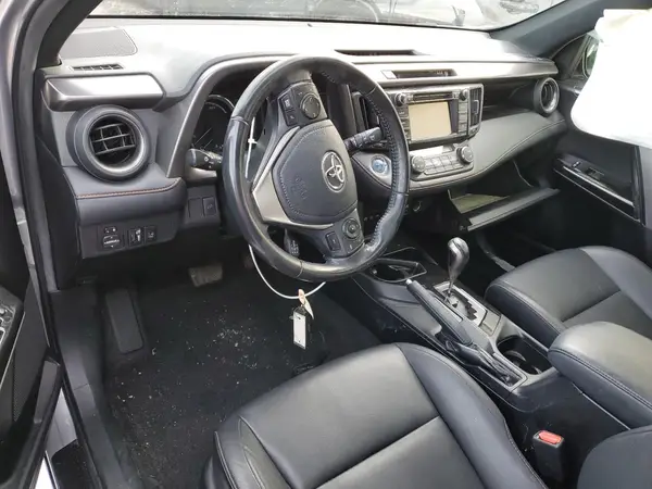 JTMJJREV0JD246230 2018 TOYOTA RAV 4 - Image 8