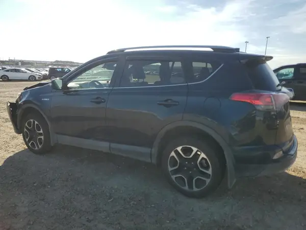 JTMJJREV2JD230126 2018 TOYOTA RAV 4 - Image 2