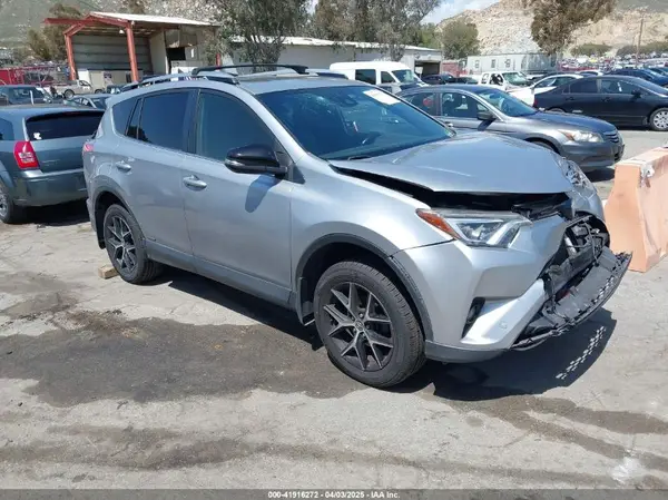 JTMJJREV2JD254393 2018 TOYOTA RAV 4 - Image 1