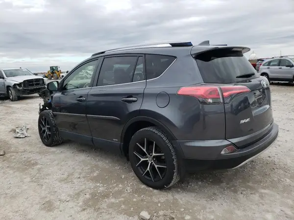 JTMJJREV8JD183281 2018 TOYOTA RAV 4 - Image 2