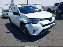 JTMJJREV8JD250915 2018 TOYOTA RAV 4