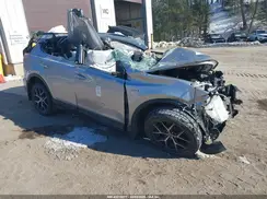 JTMJJREVXHD104848 2017 TOYOTA RAV 4