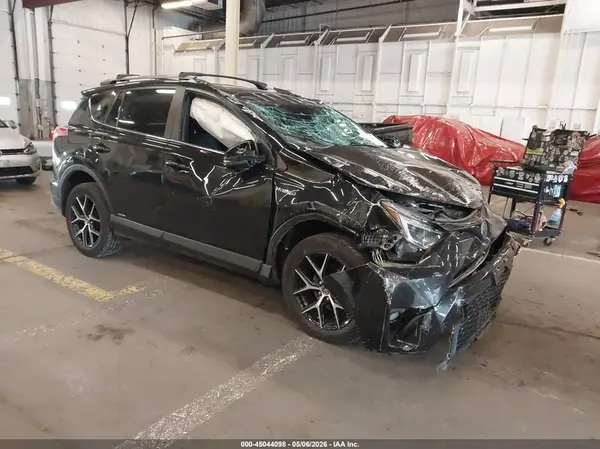 JTMJJREVXJD188336 2018 TOYOTA RAV 4 - Image 1