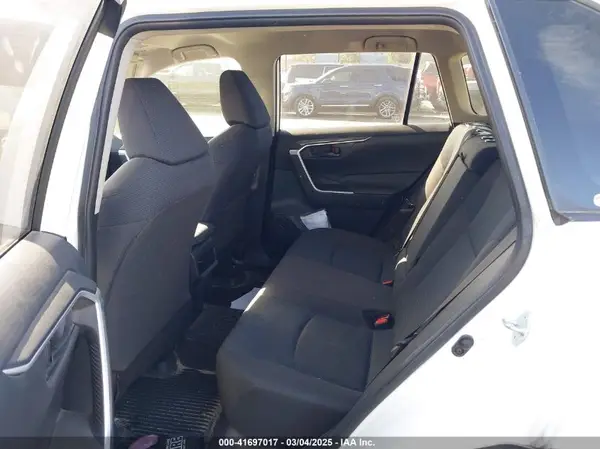 JTMK1RFV1KD500743 2019 TOYOTA RAV 4 - Image 8