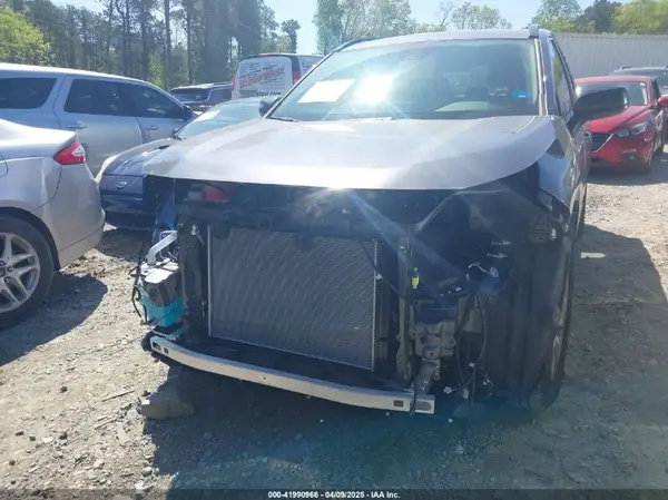 2025 TOYOTA RAV 4 auction photo 6
