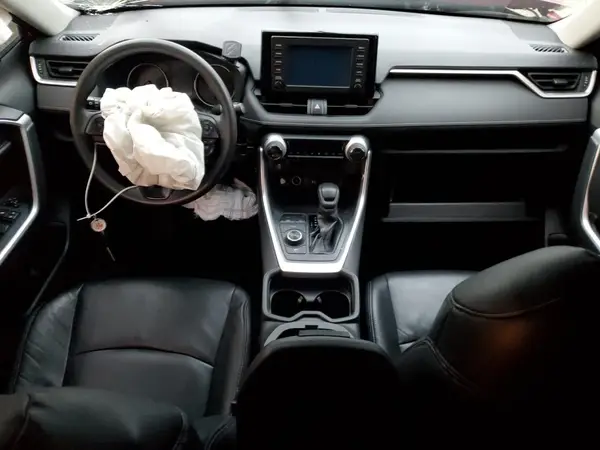 JTMLWRFV4KD008858 2019 TOYOTA RAV 4 - Image 8