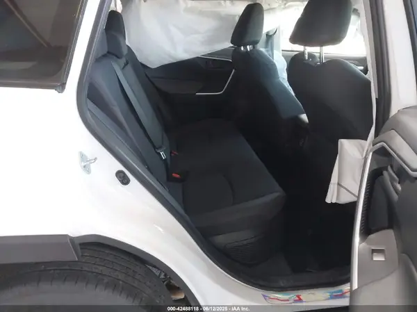 JTMMWRFV1MD129239 2021 TOYOTA RAV 4 - Image 8