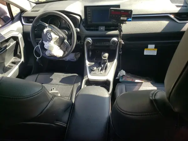 JTMMWRFV2KD021225 2019 TOYOTA RAV 4 - Image 8