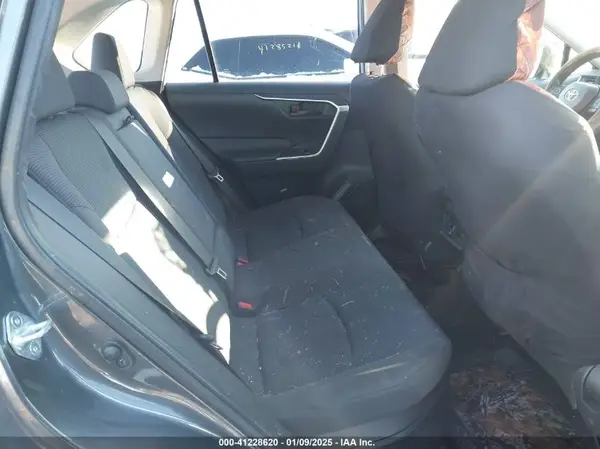 JTMMWRFV2KD506948 2019 TOYOTA RAV 4 - Image 8