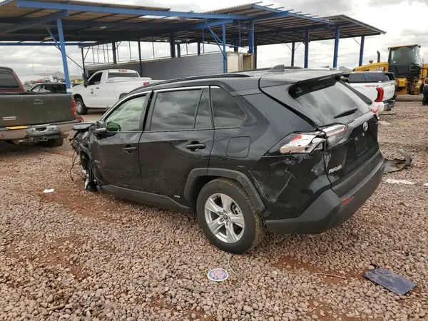 JTMMWRFV2MD131677 2021 TOYOTA RAV 4 - Image 2