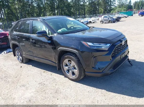 JTMMWRFV2RD235156 2024 TOYOTA RAV 4 - Image 1