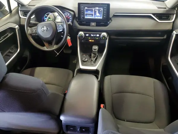 JTMMWRFV3KD020018 2019 TOYOTA RAV 4 - Image 8