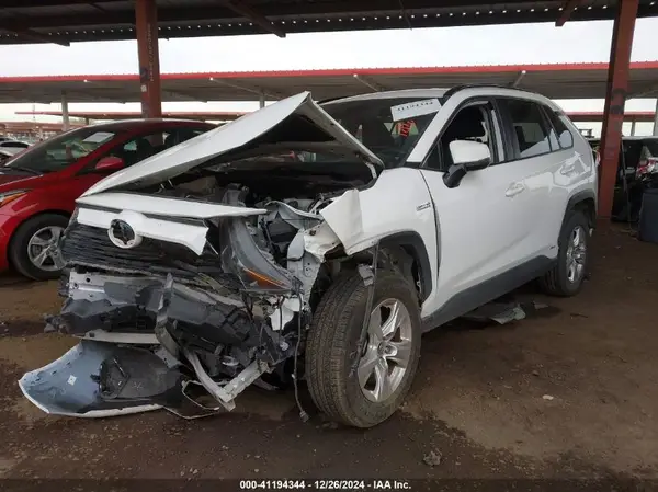 JTMMWRFV4KJ006307 2019 TOYOTA RAV 4 - Image 2