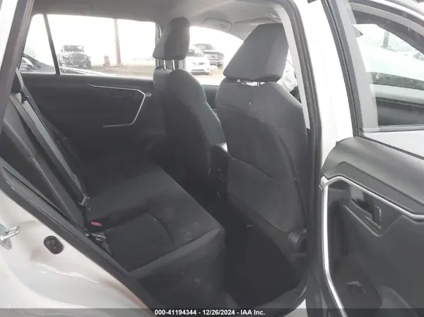 JTMMWRFV4KJ006307 2019 TOYOTA RAV 4 - Image 8