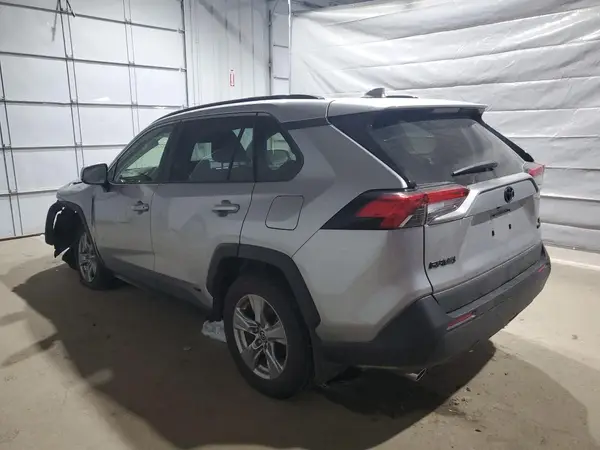 JTMMWRFV6RD264143 2024 TOYOTA RAV 4 - Image 2