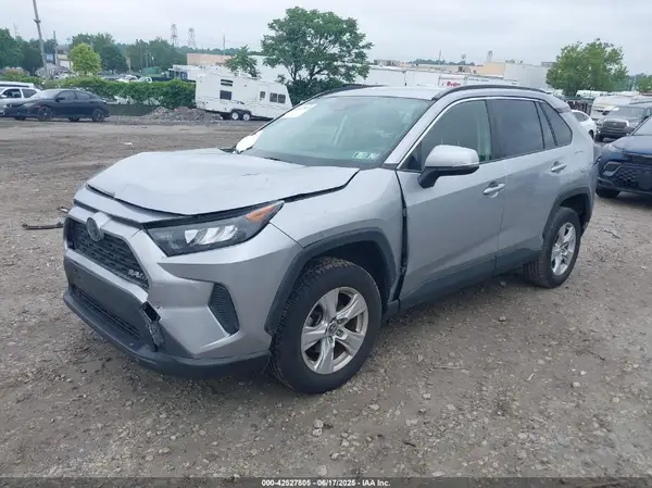 JTMMWRFV9KD512407 2019 TOYOTA RAV 4 - Image 2